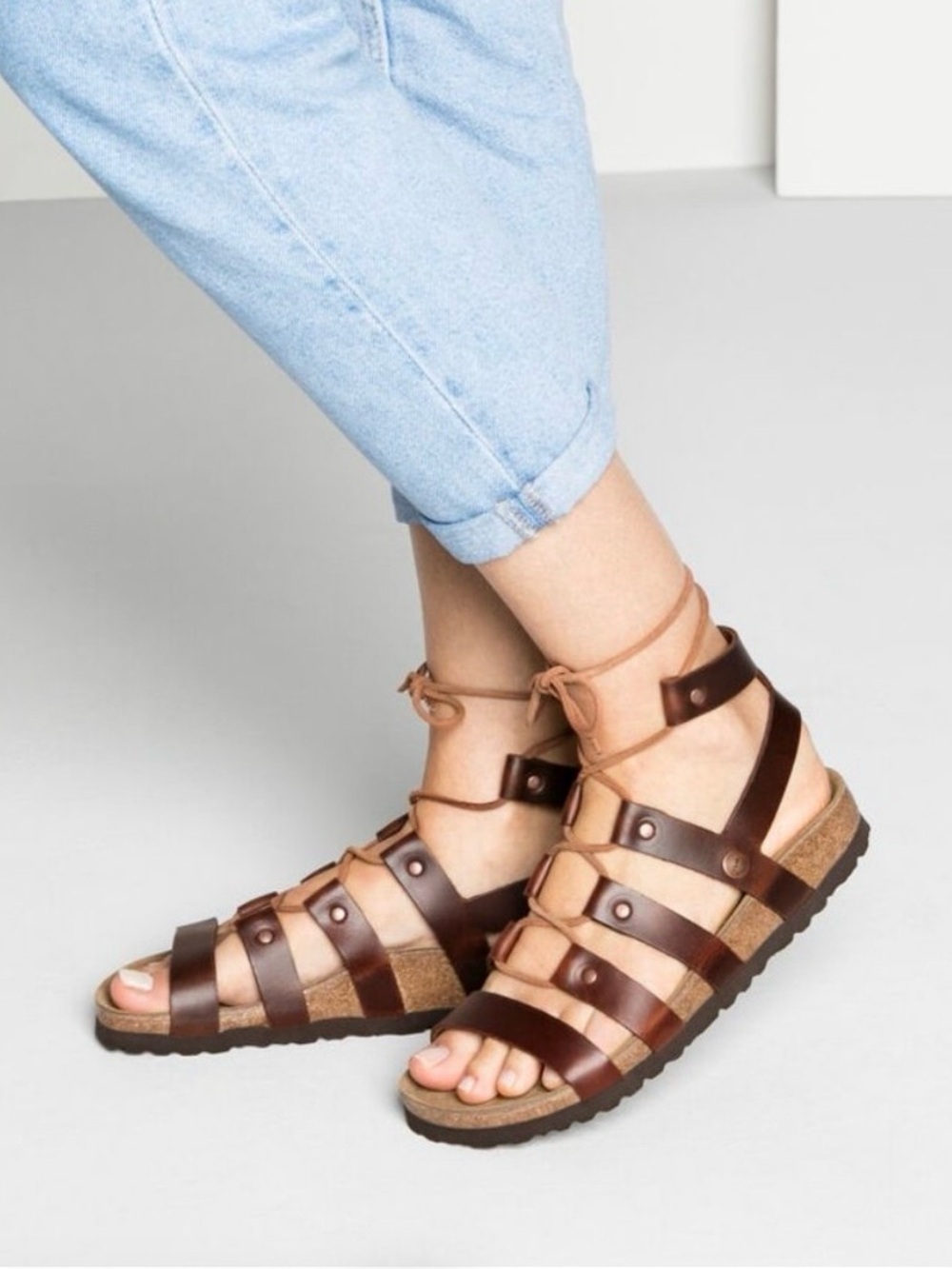 BIRKENSTOCK Sz 40 Cleo Gladiator Sandals Brown Leather Lace Up Strappy Ankle
